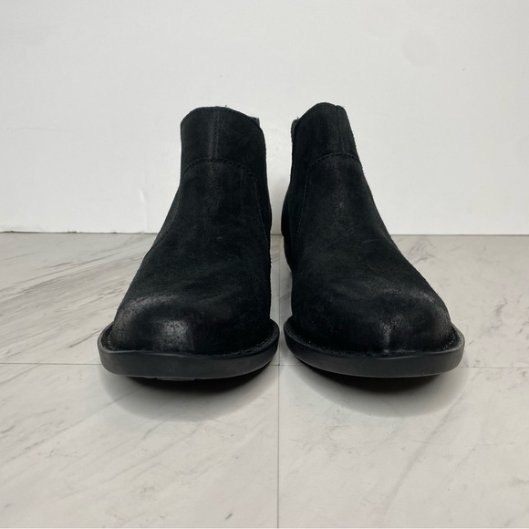 Born Kerri Black Distressed Suede Bootie 8M - Picture 2 of 15